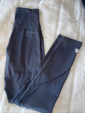 adidas grey AEROREADY High-Waist 3/4 Leggings